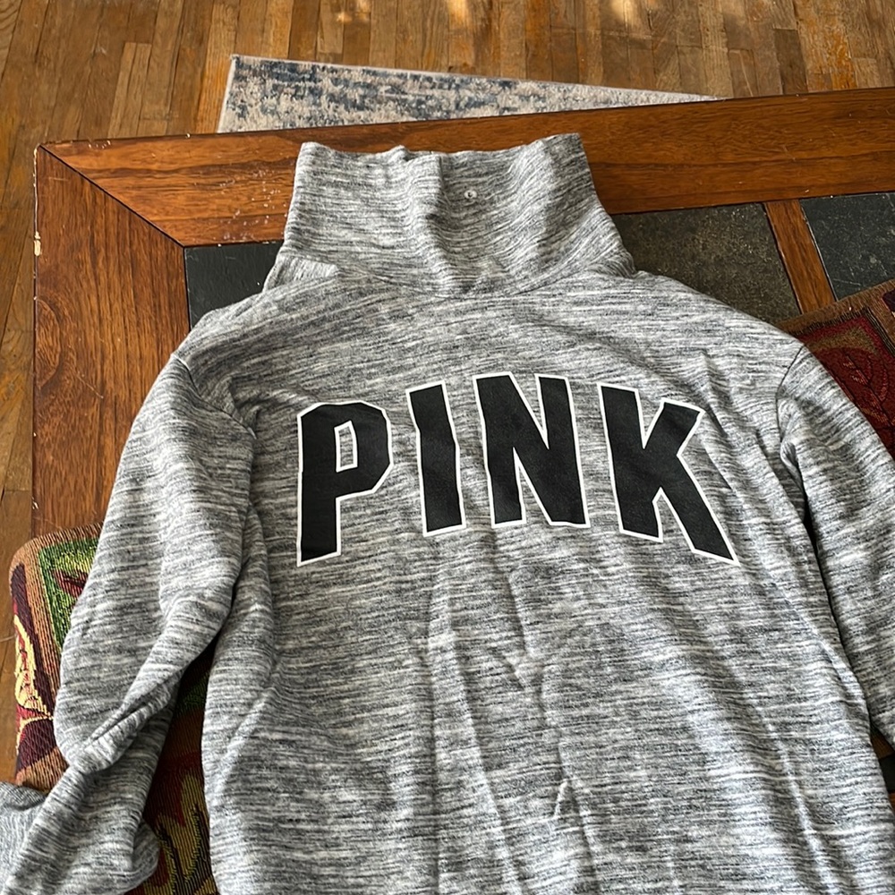 Womens XS PINK pullover excellent condition
